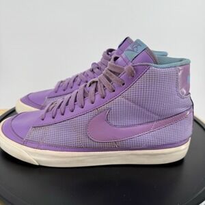 RARE 2009 Nike WMNS Size 9.5 Blazer High Top 375573-511 Sneakers Culture Purple